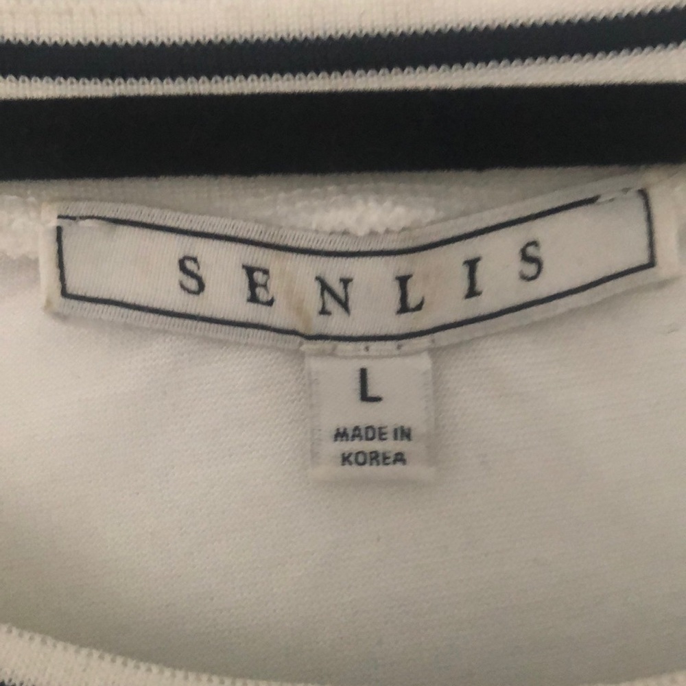 Senlis Tee - Picture 2 of 3